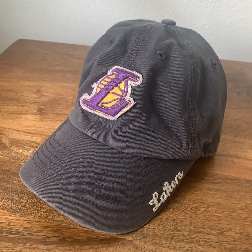 Lakers dad hat